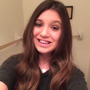 Meet your Posher, Nicole